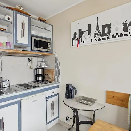 Charming Studio In - Eiffel Tower View بيتّو